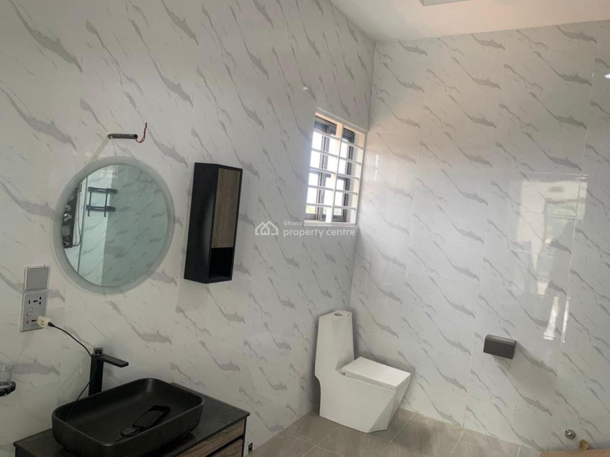 5 Bedroom  with Swimming Pool and Staff Quarters, Ashongman, Kwabenya, Ga East Municipal, Accra, House for Sale