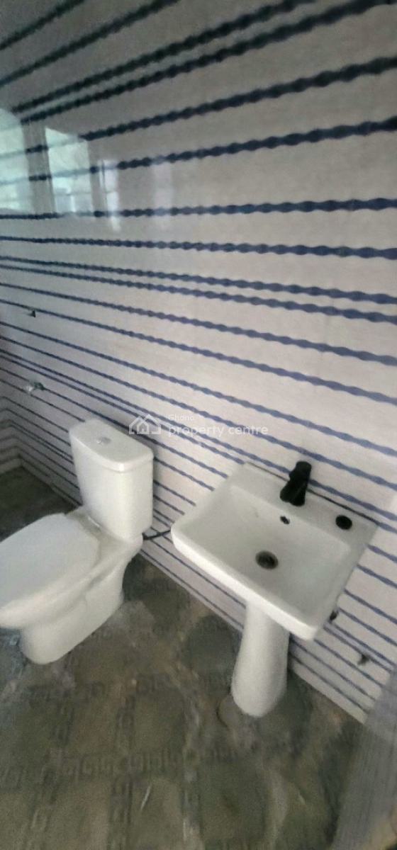 Single Room, Bortiano Bojo Beach, Weija, Ga South Municipal, Accra, Single Room Self Contained for Rent