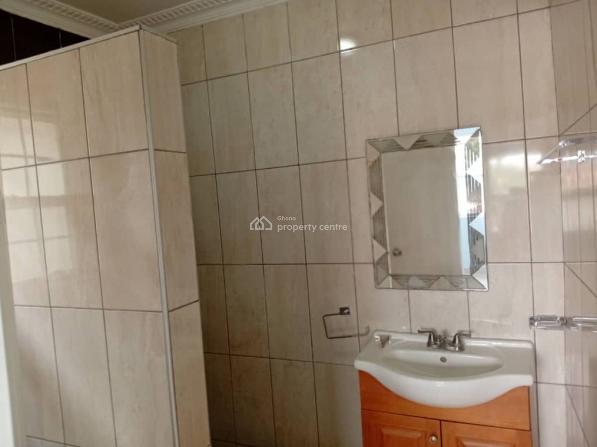 4 Bedroom House in East Legon, East Legon, Accra, Semi-detached Duplex for Rent