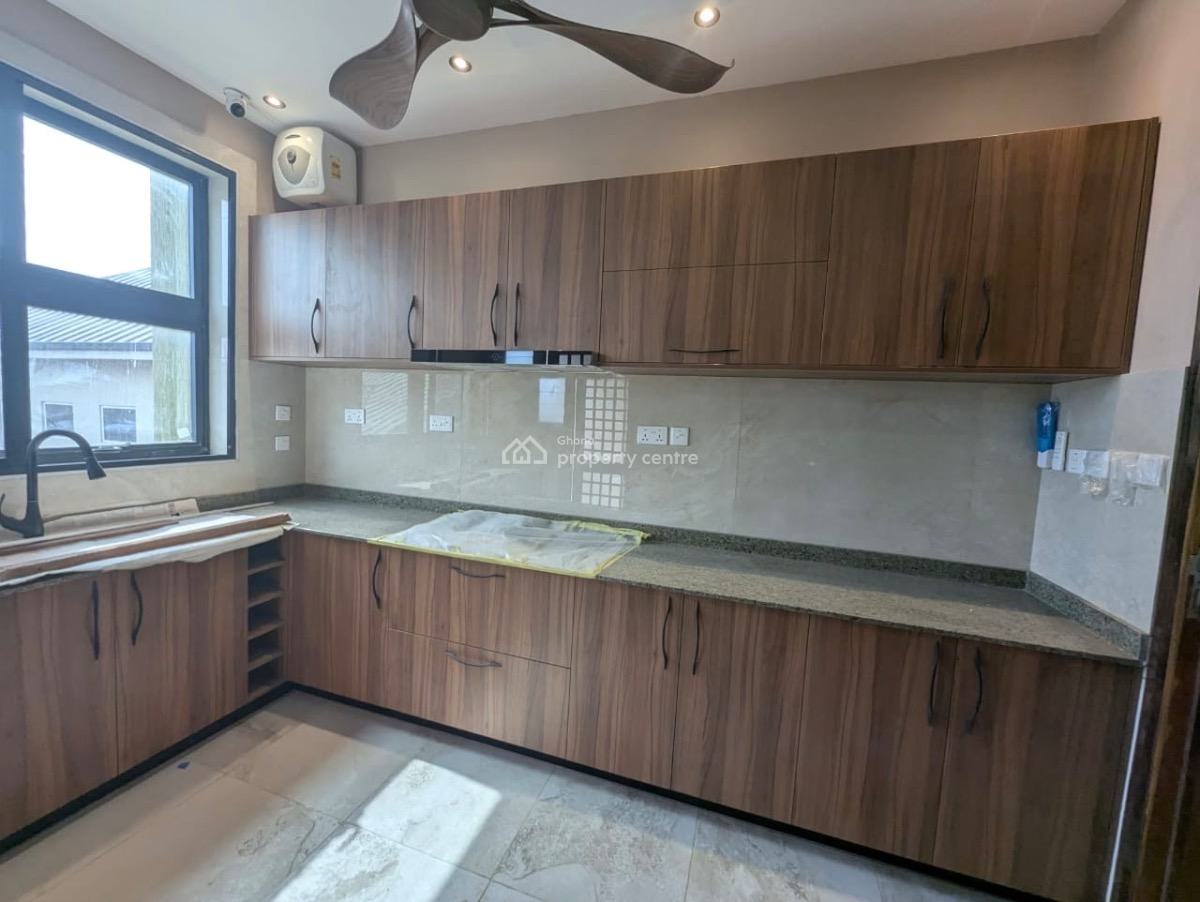 3 Bedrooms at Tse Addo Roundabout, Roundabout, Tse Addo, Accra, Apartment for Rent