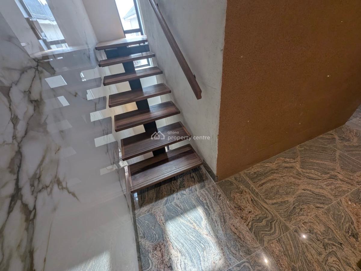 3 Bedrooms at Tse Addo Roundabout, Roundabout, Tse Addo, Accra, Apartment for Rent