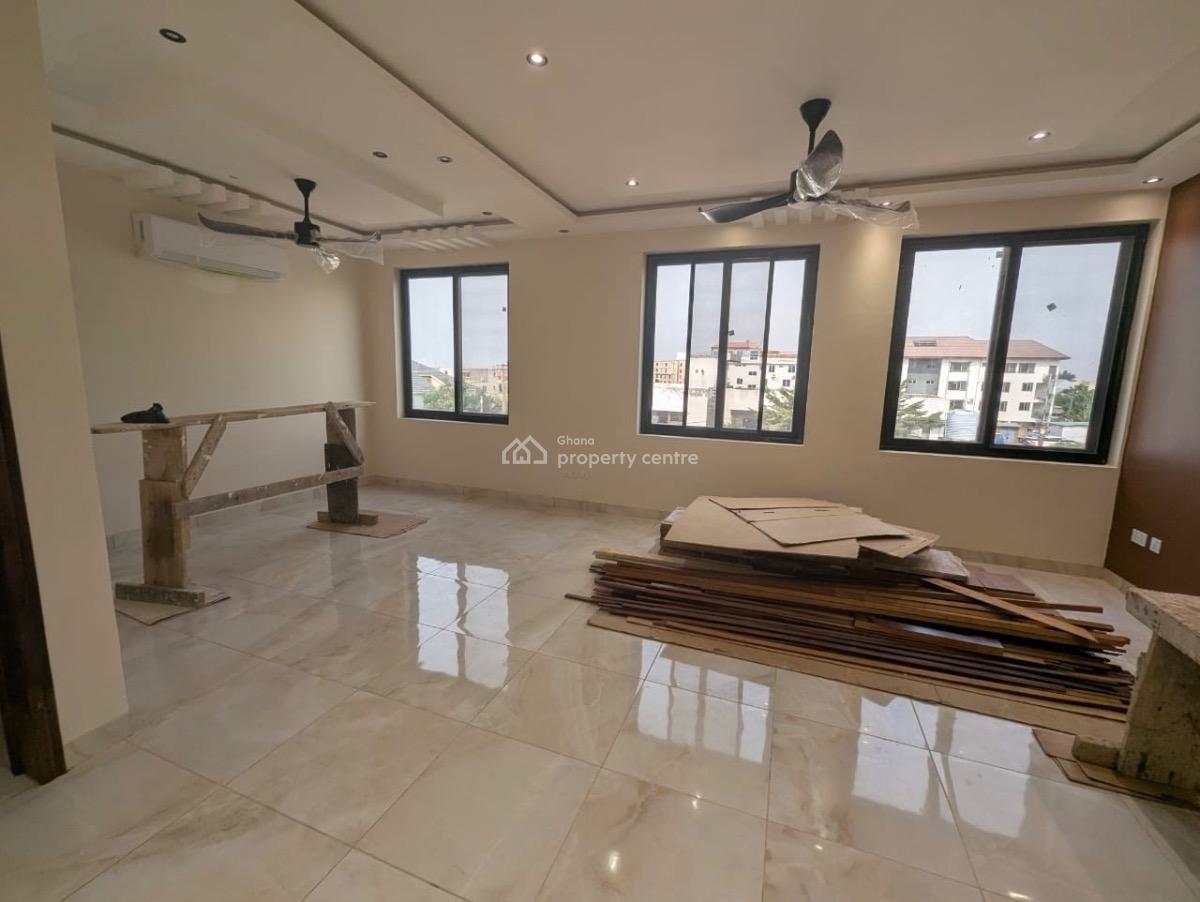 3 Bedrooms at Tse Addo Roundabout, Roundabout, Tse Addo, Accra, Apartment for Rent