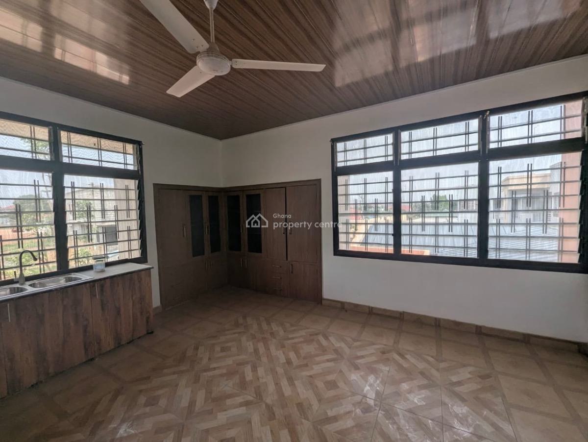 6 Bedrooms on 4 Plots, Top Herbal, North Legon, Accra, Detached Duplex for Sale