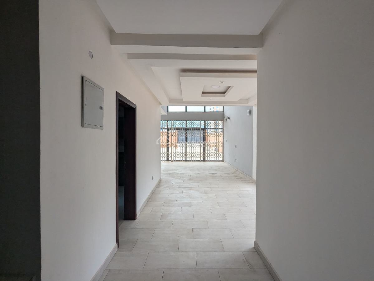 Executive 4 Bedrooms House, Oyarifa, Oyarifa, La Nkwantanang Madina Municipal, Accra, Townhouse for Sale