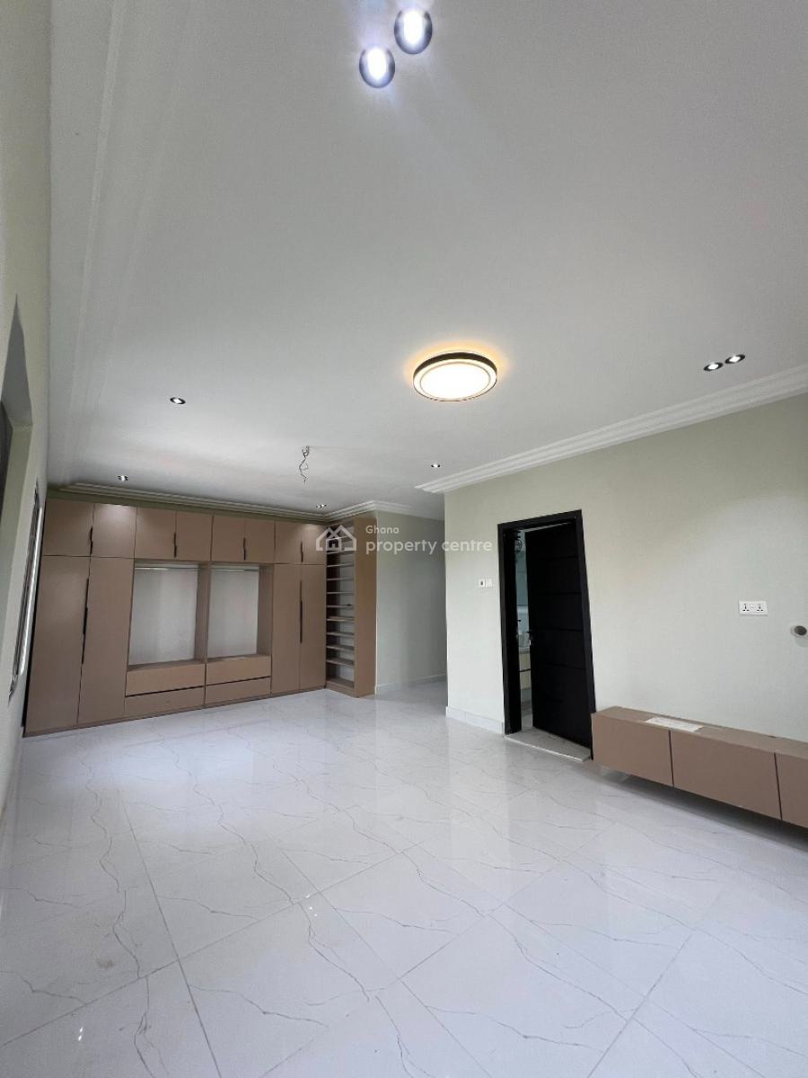 Executive Semi Detached 4-bedrooms, East Legon Hills, East Legon, Accra, Semi-detached Duplex for Sale