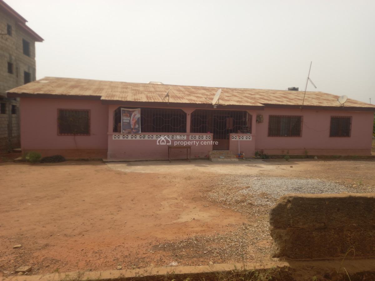 4 Bedrooms, Atimatim Maase, Near Pankrono., Kumasi Metropolitan, Ashanti, House for Sale