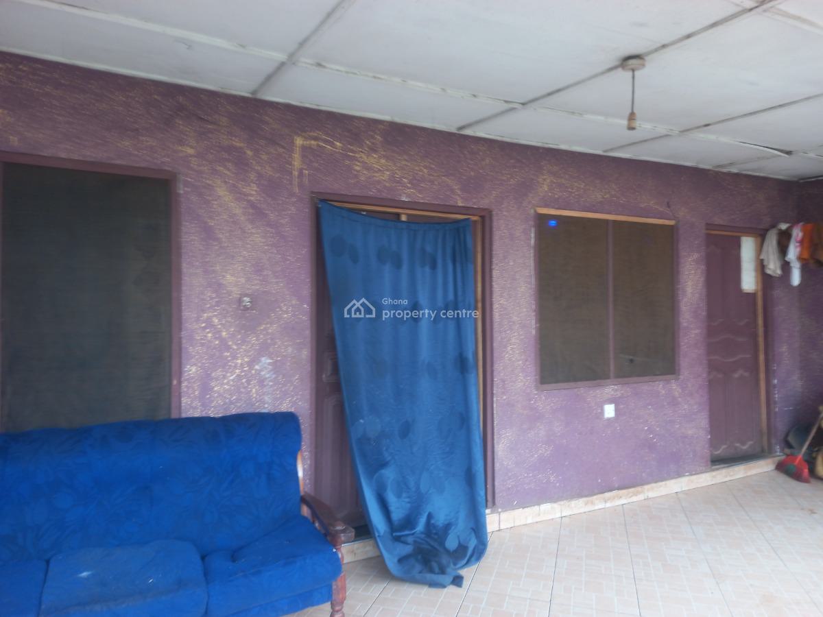 4 Bedrooms, Atimatim Maase, Near Pankrono., Kumasi Metropolitan, Ashanti, House for Sale