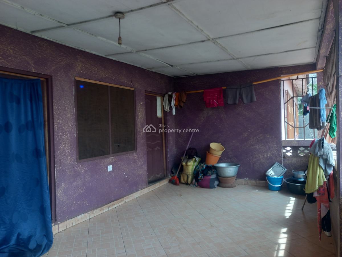 4 Bedrooms, Atimatim Maase, Near Pankrono., Kumasi Metropolitan, Ashanti, House for Sale