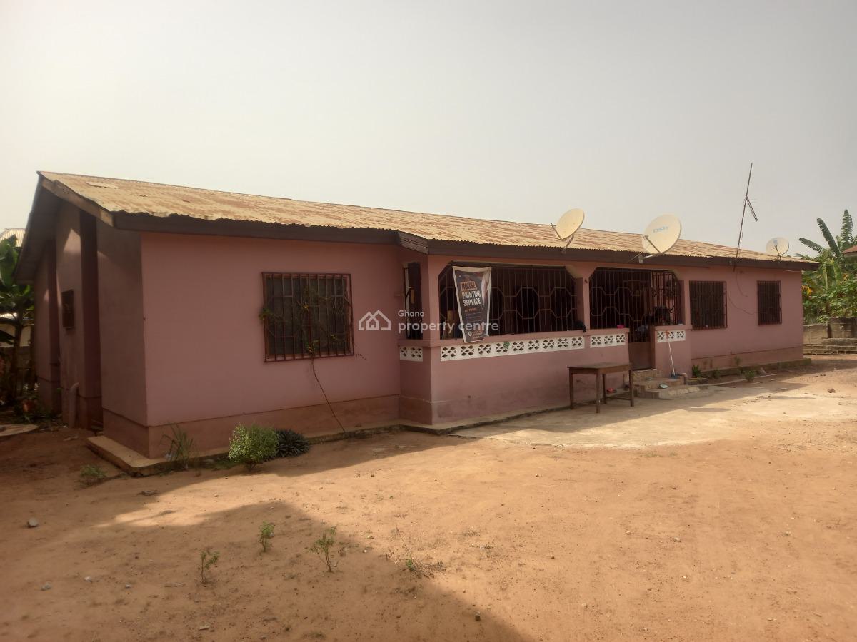4 Bedrooms, Atimatim Maase, Near Pankrono., Kumasi Metropolitan, Ashanti, House for Sale