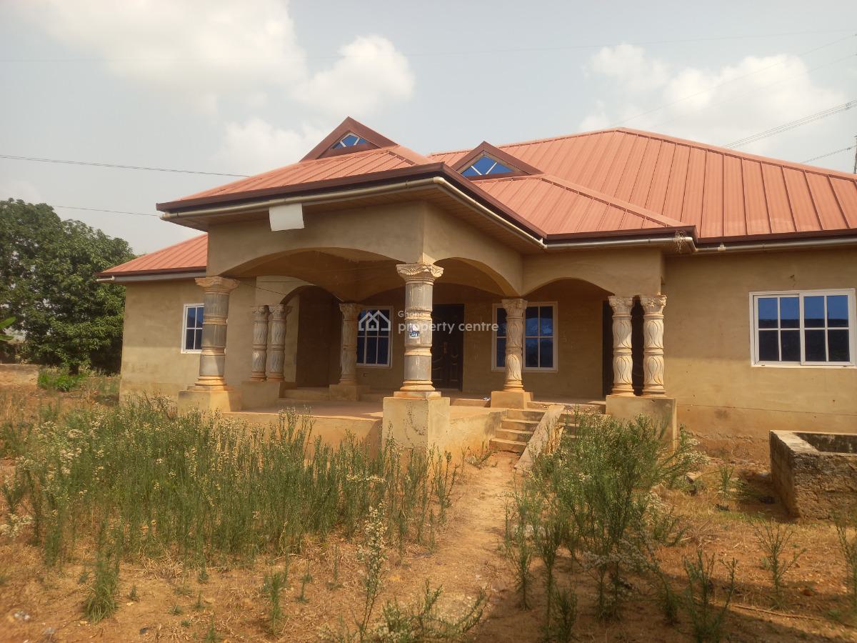4 Bedrooms, Trede Konkori., Kumasi Metropolitan, Ashanti, House for Sale