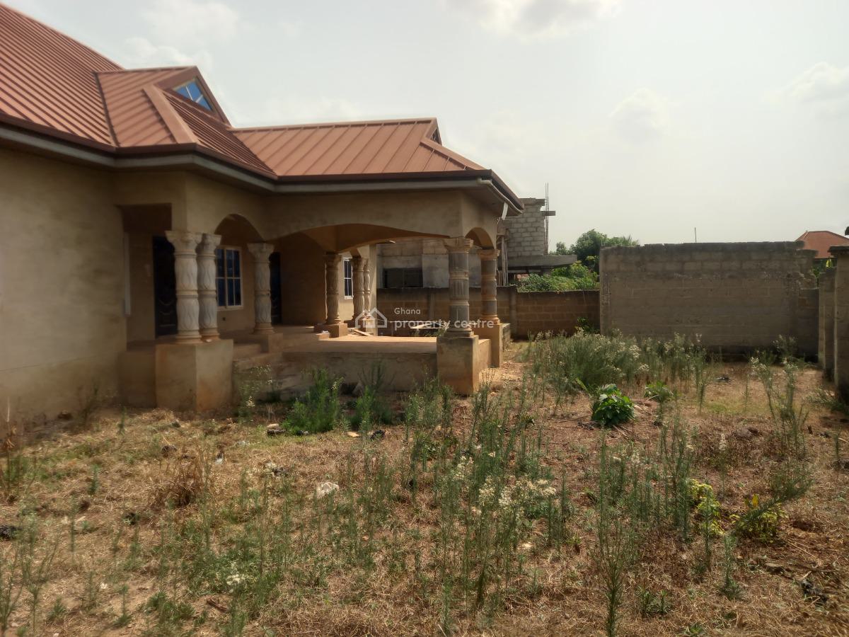 4 Bedrooms, Trede Konkori., Kumasi Metropolitan, Ashanti, House for Sale