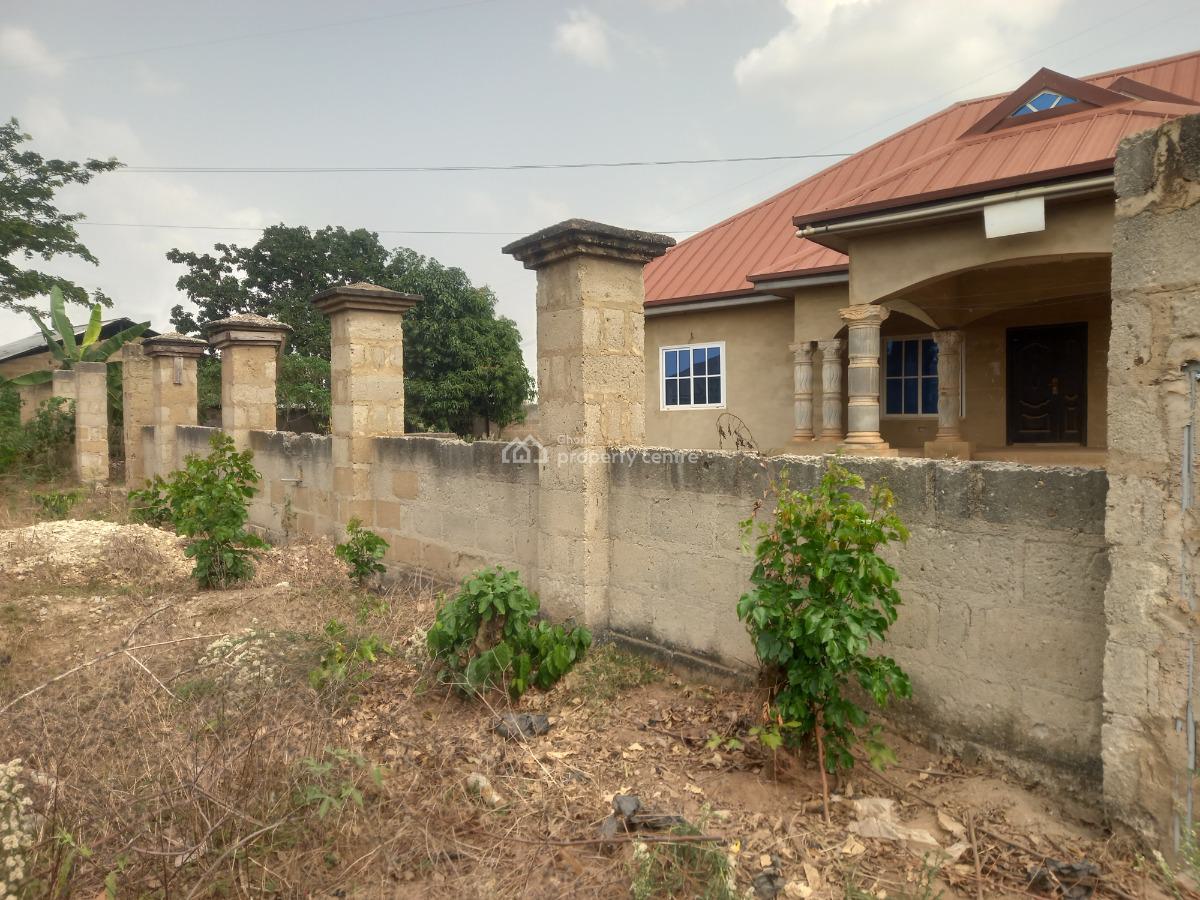 4 Bedrooms, Trede Konkori., Kumasi Metropolitan, Ashanti, House for Sale