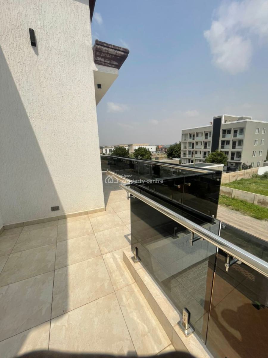 Executive 4 Bedroom, Ogbojo, Adenta Municipal, Accra, House for Sale