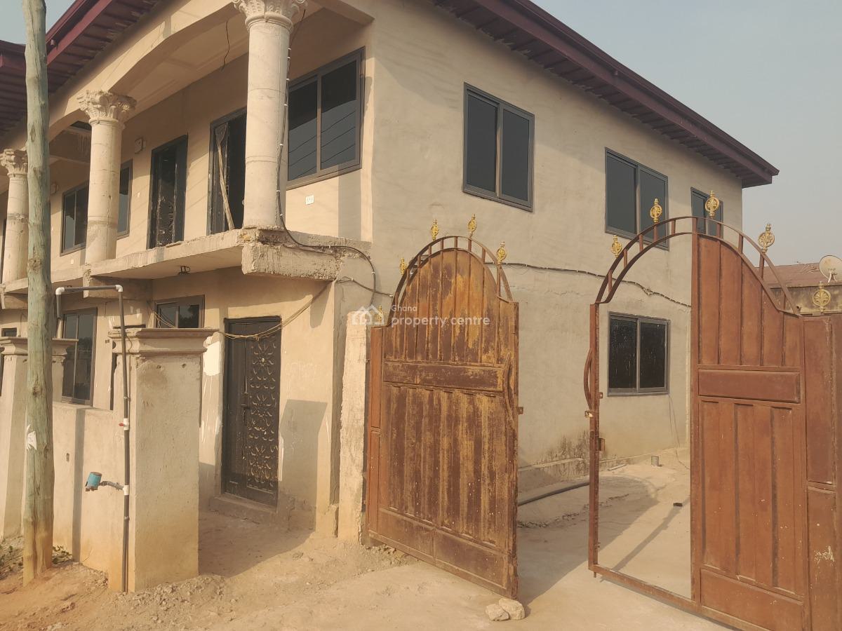 Chamber and Hall  ( Self Contain), Fawoade, Kumasi Metropolitan, Ashanti, Apartment for Rent