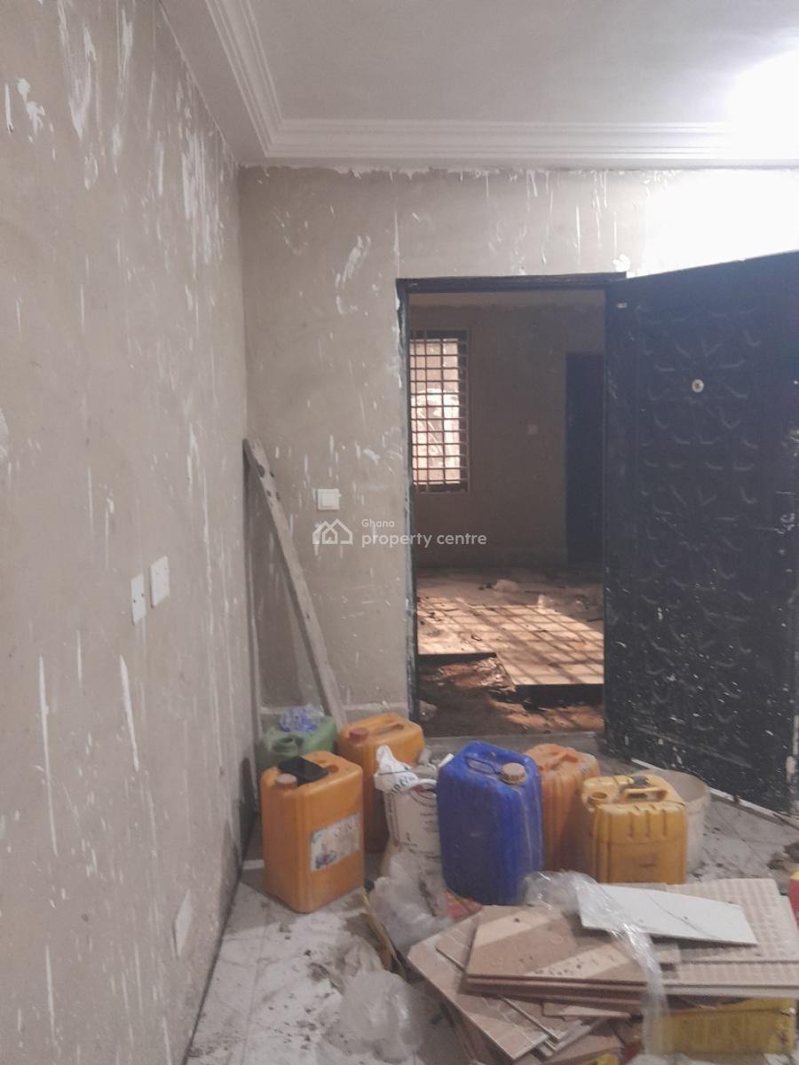 Chamber and Hall  ( Self Contain), Fawoade, Kumasi Metropolitan, Ashanti, Apartment for Rent