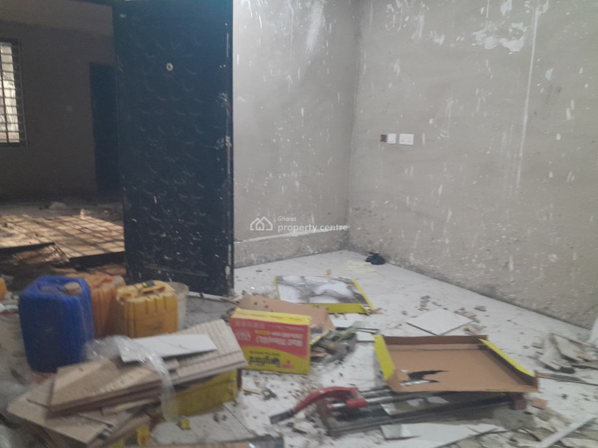 Chamber and Hall  ( Self Contain), Fawoade, Kumasi Metropolitan, Ashanti, Apartment for Rent