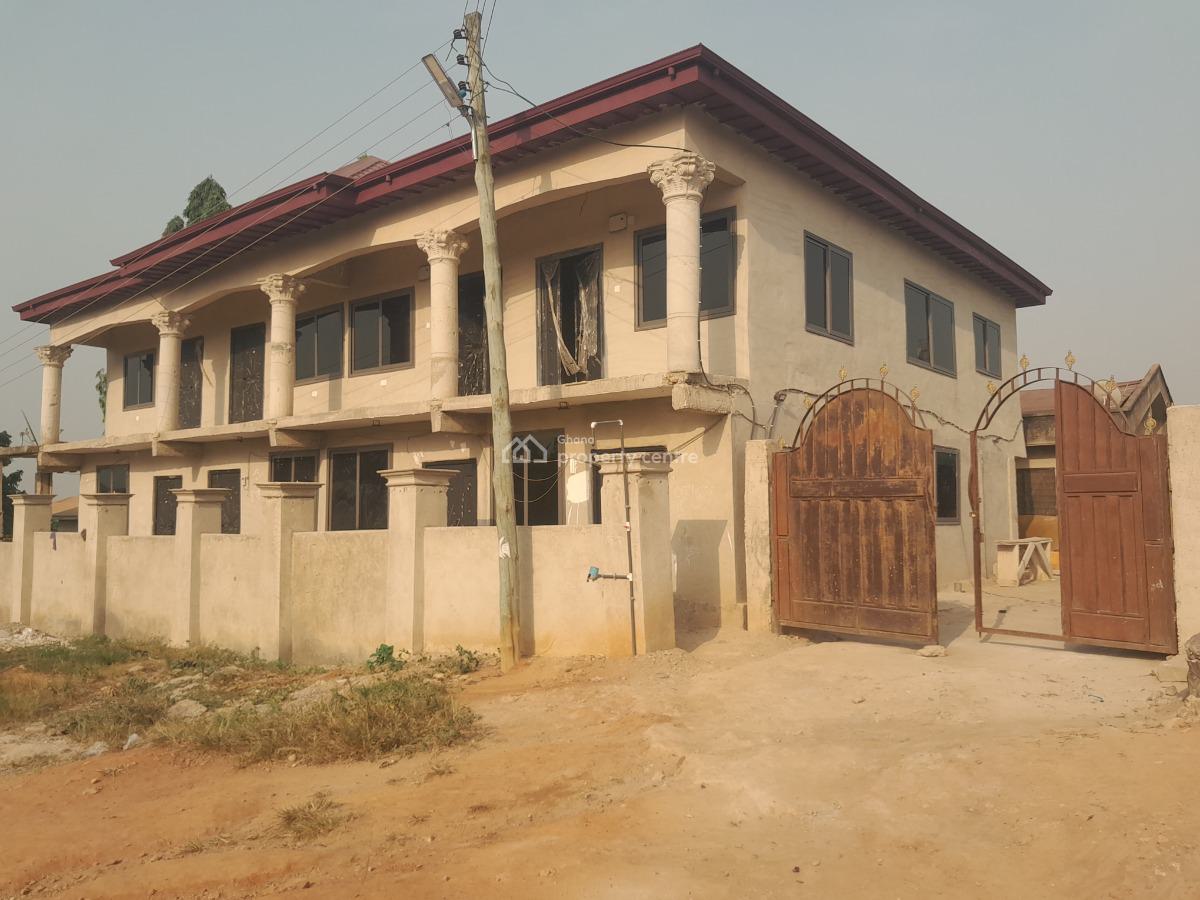 Chamber and Hall  ( Self Contain), Fawoade, Kumasi Metropolitan, Ashanti, Apartment for Rent