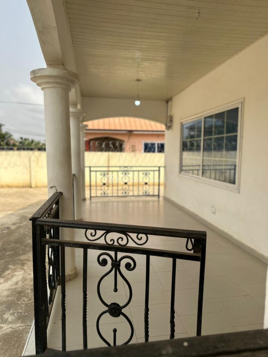 Registered 3 Bedrooms House, Millennium City, Kasoa, Awutu-senya East, Central Region, Detached Bungalow for Sale
