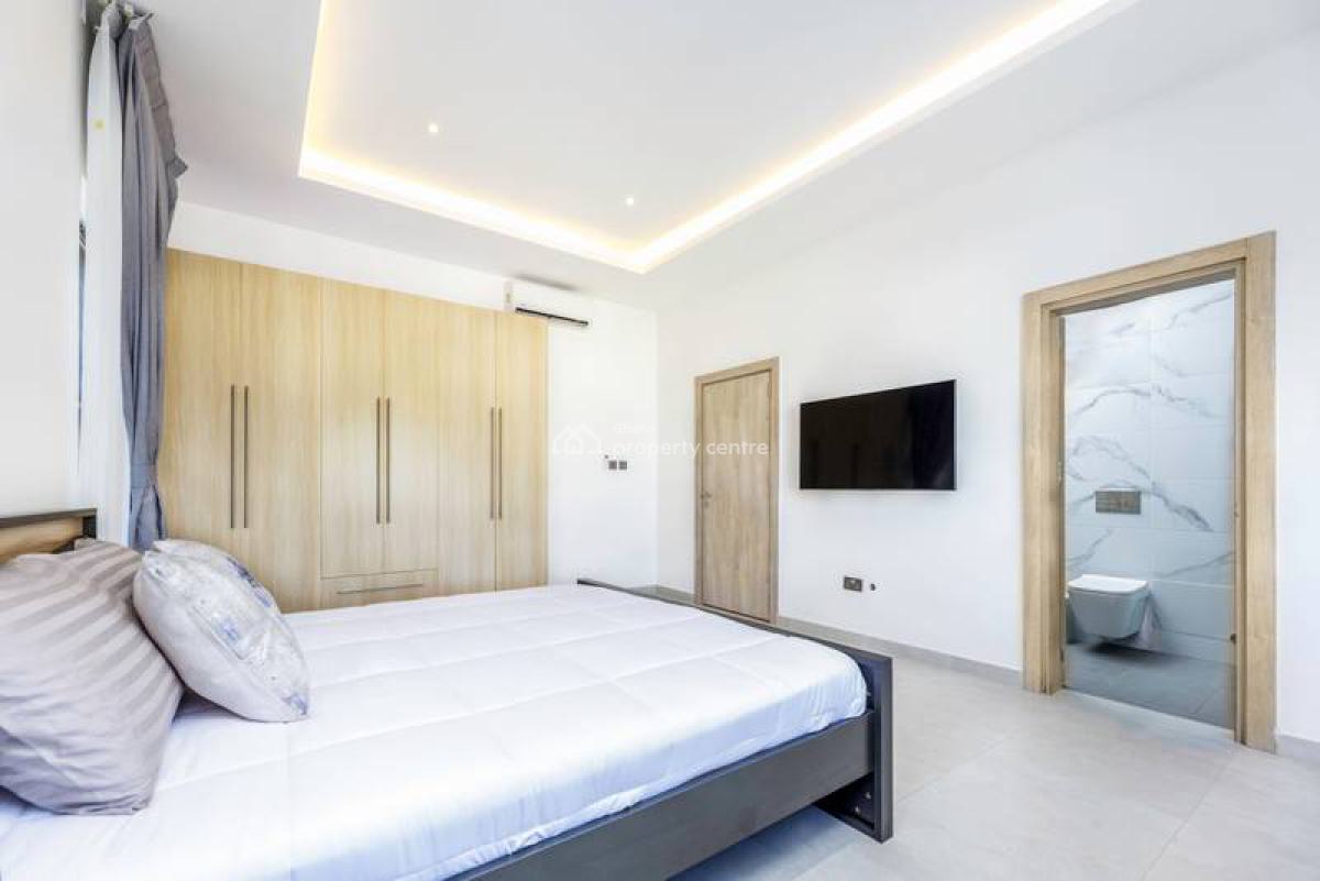 Furnished 1 Bedroom Apartment with Swimming Pool and Gym, Cantonments, Accra, Mini Flat for Rent