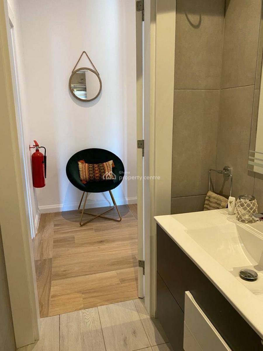 Furnished 1 Bedroom Apartment with Swimming Pool and Gym, Cantonments, Accra, Mini Flat for Rent