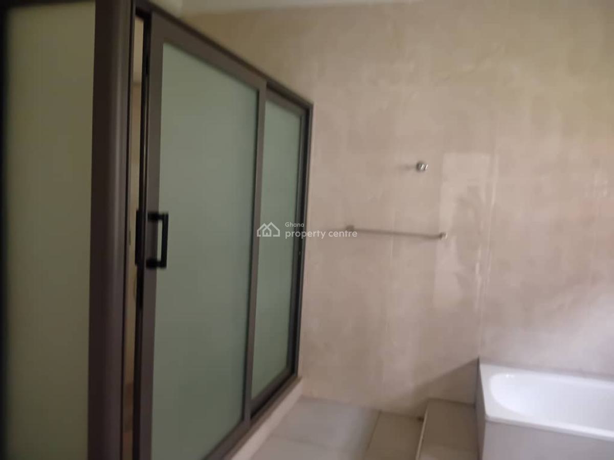 4 Bedrooms House, Abelemkpe, Accra Metropolitan, Accra, Terraced Duplex for Rent