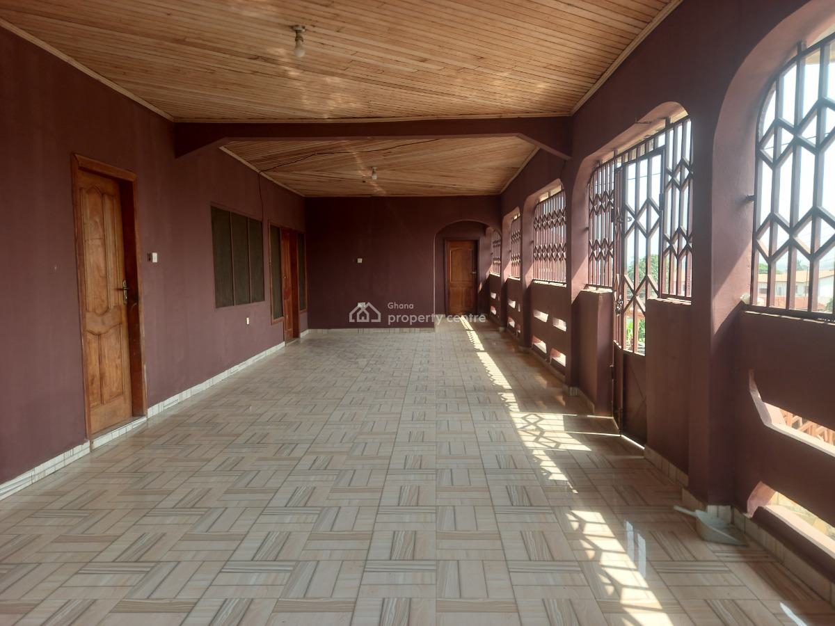 14 Bedrooms, Aprade, on Tech Ejisu Road., Kumasi Metropolitan, Ashanti, House for Sale