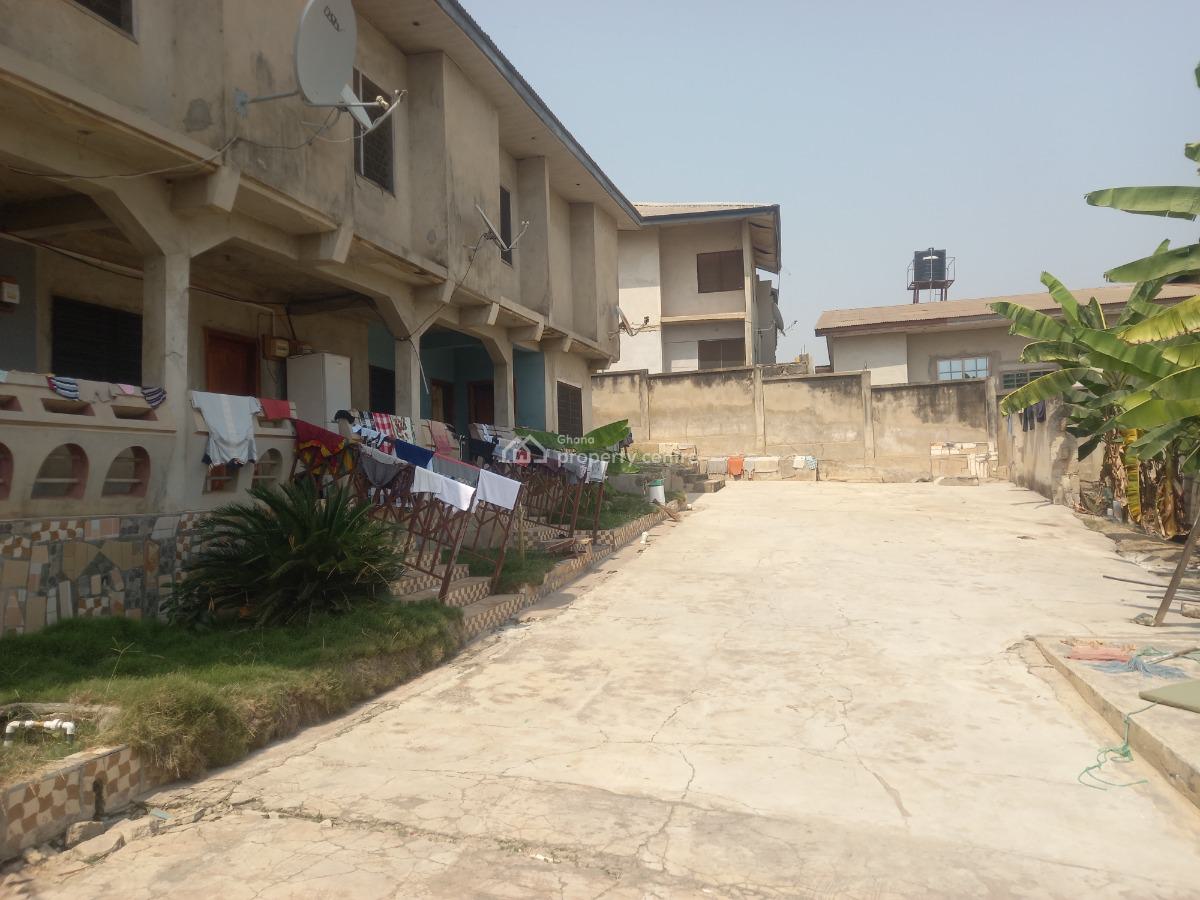 14 Bedrooms, Aprade, on Tech Ejisu Road., Kumasi Metropolitan, Ashanti, House for Sale