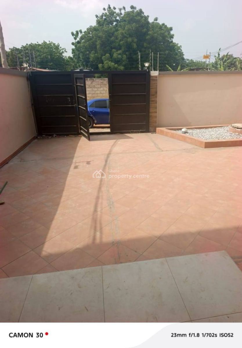 Executive 2 Bedroom Semi Detached House@ Tseaddo, Tse Addo, Accra, Semi-detached Duplex for Rent