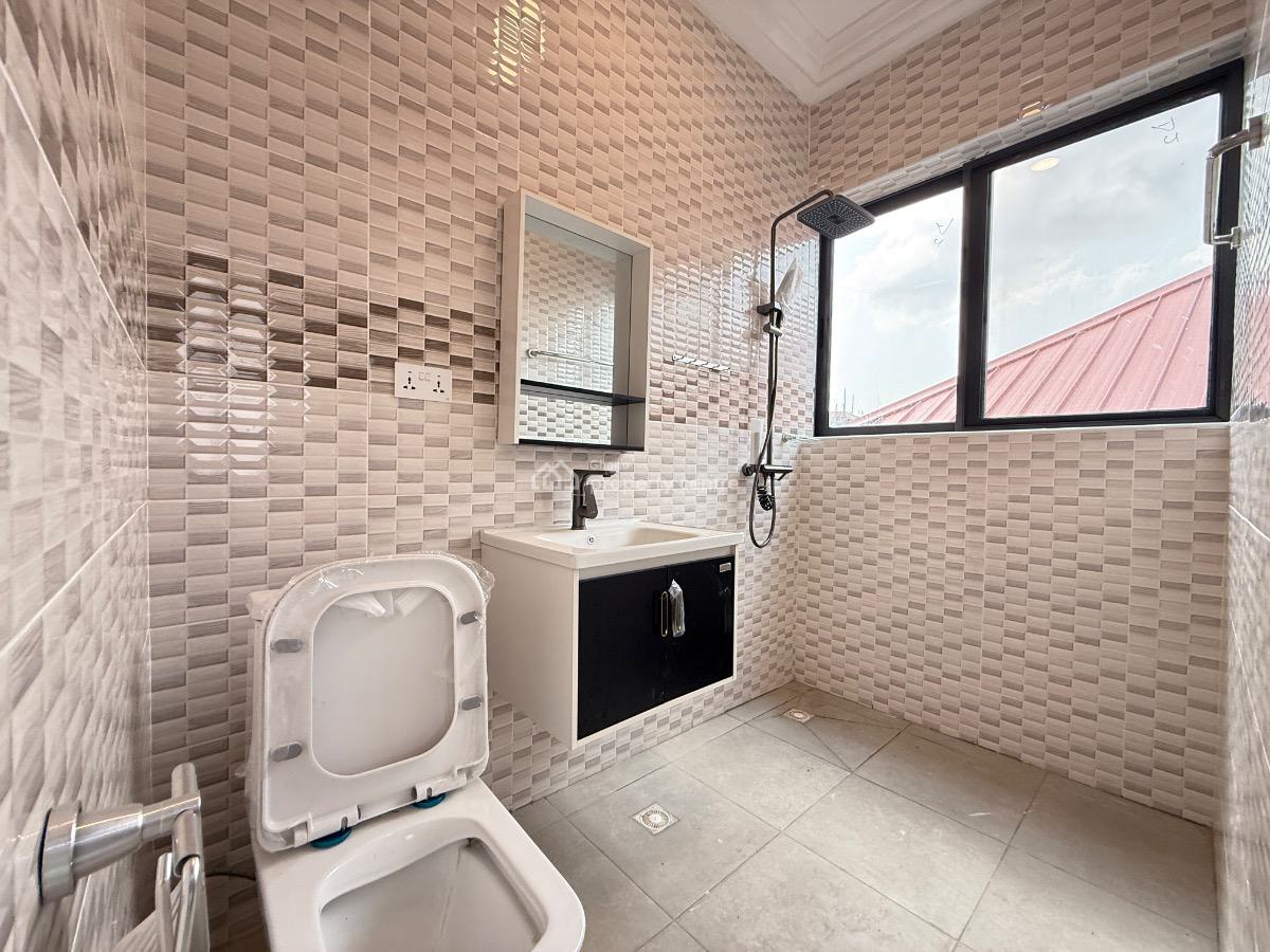 Serviced 2 Bedroom Apartment with Elevator, Mahama Road, East Airport, Airport Residential Area, Accra, Apartment for Rent