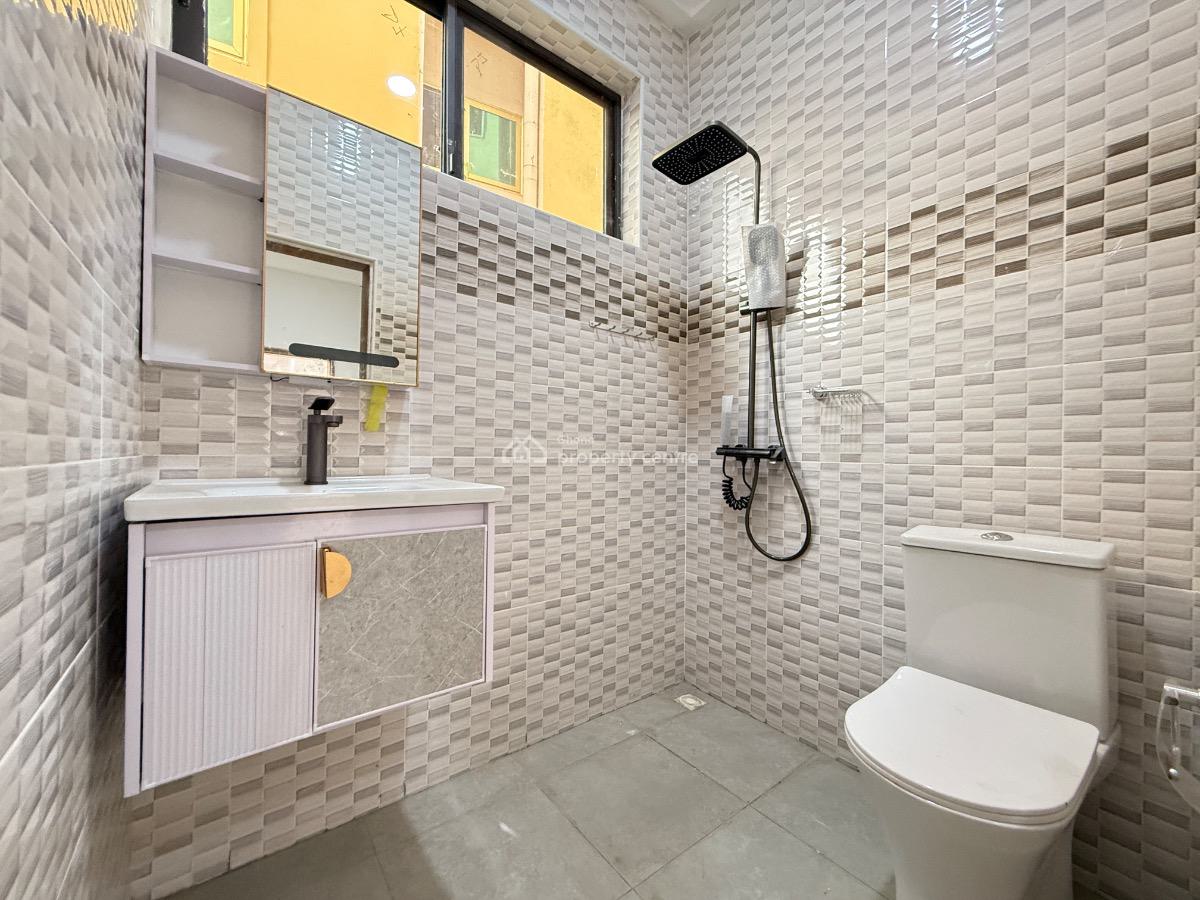 Serviced 2 Bedroom Apartment with Elevator, Mahama Road, East Airport, Airport Residential Area, Accra, Apartment for Rent