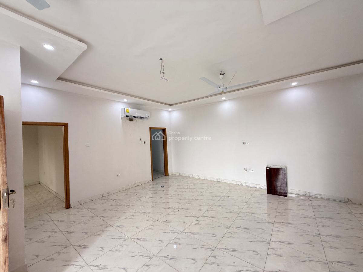 Ground Floor 2 Bedroom Unit, Mahama Road, East Airport, Airport Residential Area, Accra, Apartment for Rent