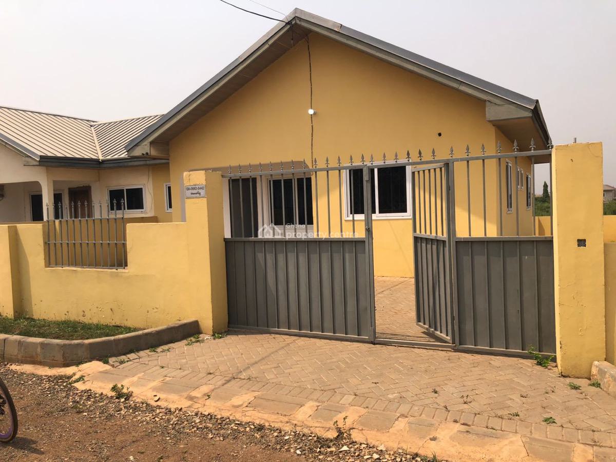 Looking for a Peaceful,and Calm Place to Call Home, Hfc, Community 25, Tema, Accra, Detached Bungalow for Rent