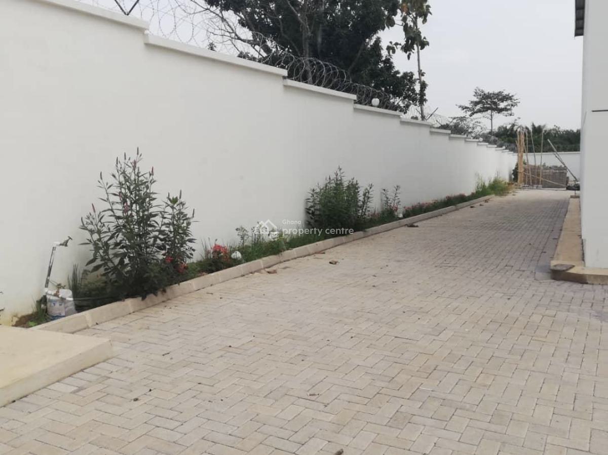 1,200 Sqm Warehouse on 5 Plots, Juaben, Ejisu-juaben Municipal, Ashanti, Warehouse for Sale