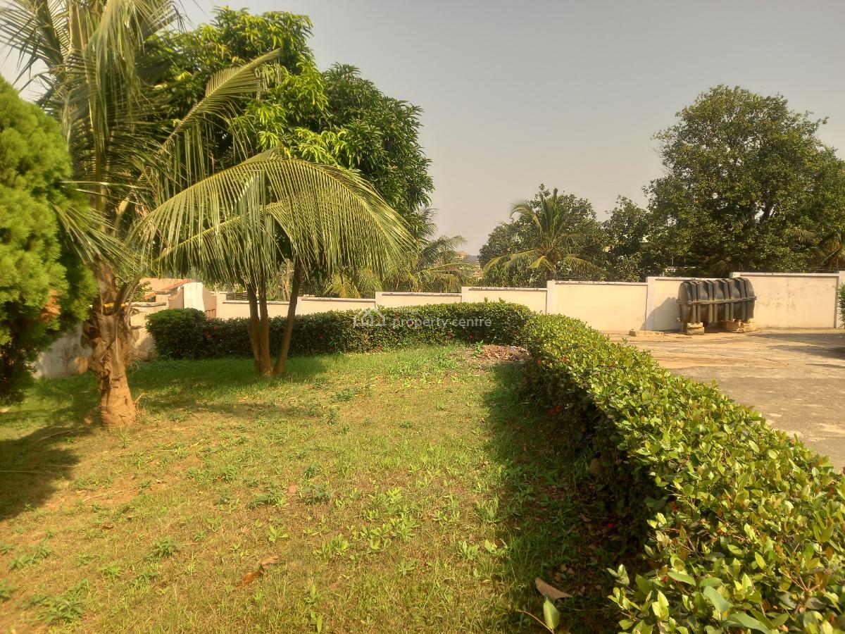 6 Bedrooms   ( Kwadaso ), Kwadaso, Near Sofoline., Kwadaso, Kumasi Metropolitan, Ashanti, House for Sale