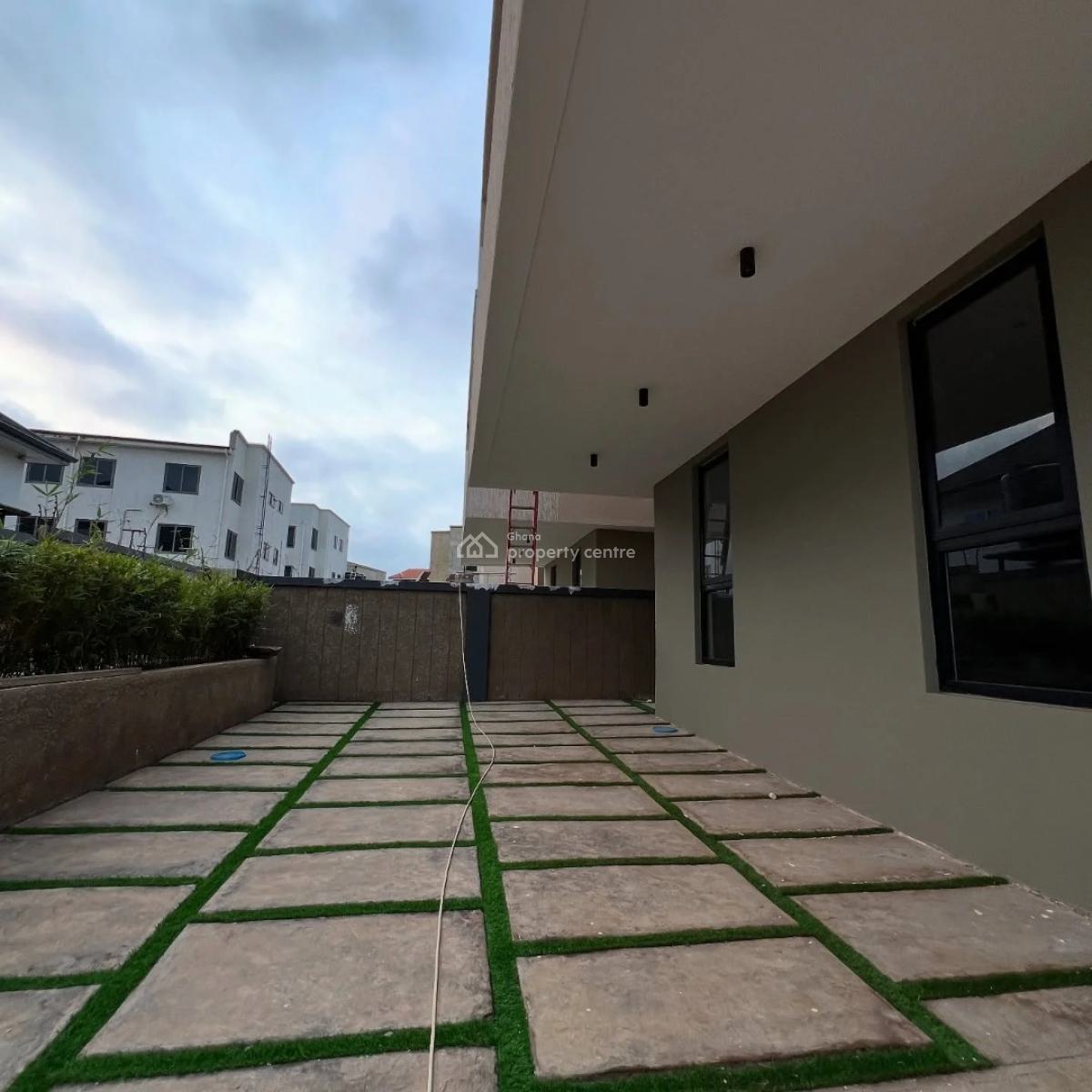 Executive  4 Bedrooms, Adjiringanor, East Legon, Accra, House for Sale