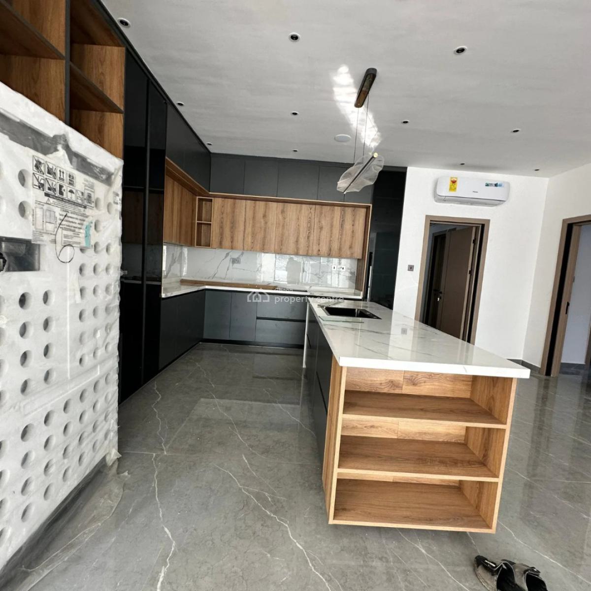 Executive 6 Bedroom, Ashaley Botwe, Adenta Municipal, Accra, House for Sale