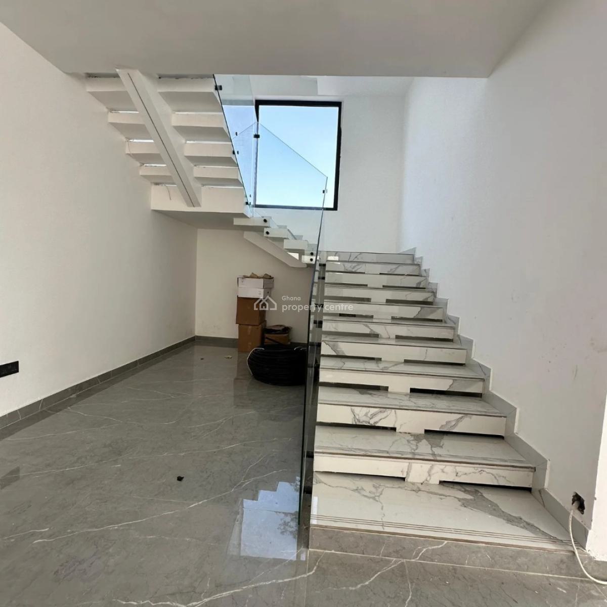 Executive 6 Bedroom, Ashaley Botwe, Adenta Municipal, Accra, House for Sale