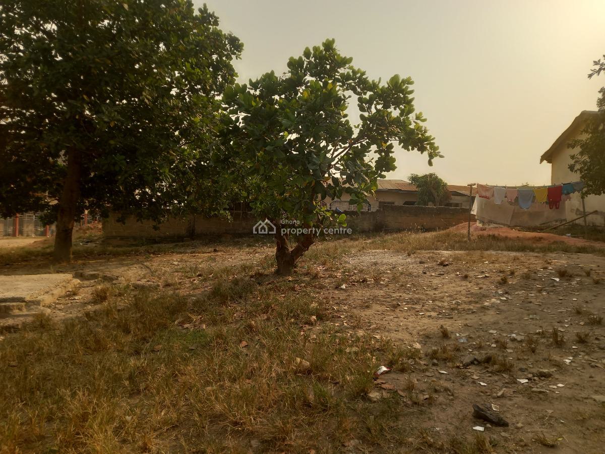 4 Bedrooms, Kodie Danase, on Kumasi Offinso Road., Kumasi Metropolitan, Ashanti, House for Sale