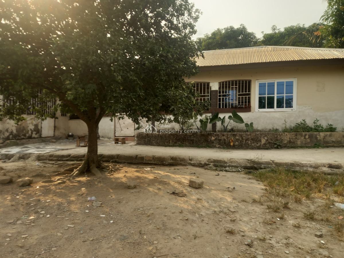 4 Bedrooms, Kodie Danase, on Kumasi Offinso Road., Kumasi Metropolitan, Ashanti, House for Sale