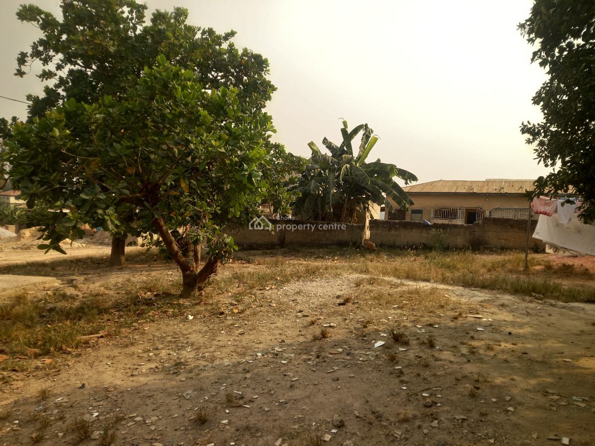 4 Bedrooms, Kodie Danase, on Kumasi Offinso Road., Kumasi Metropolitan, Ashanti, House for Sale