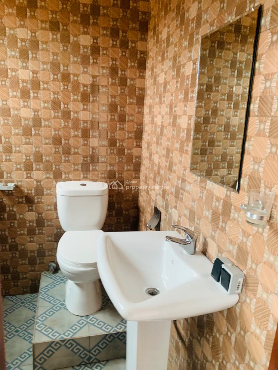 Executive Chamber and Hall Apartment, Adenta Municipal, Accra, Apartment for Rent