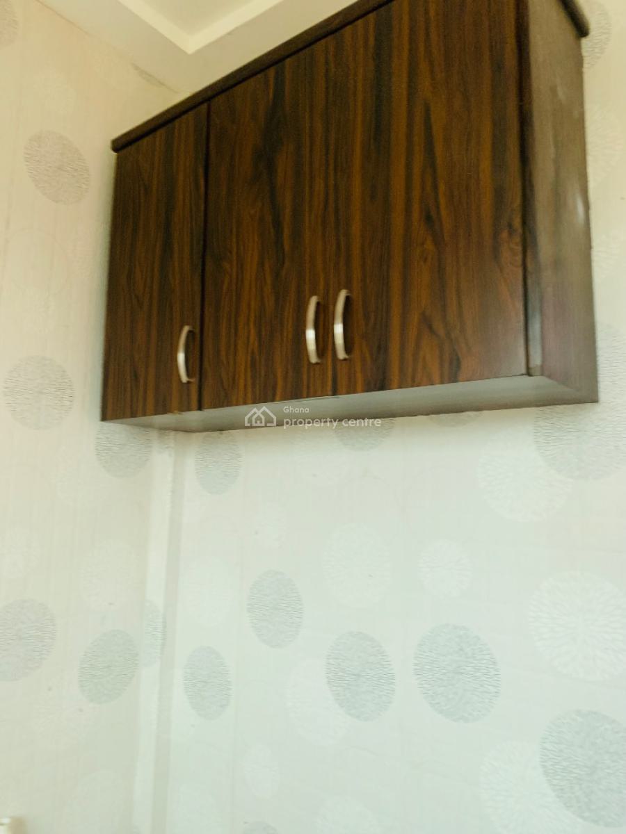Executive Chamber and Hall Apartment, Adenta Municipal, Accra, Apartment for Rent