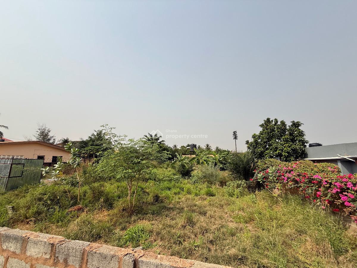 Land for Developers Or Residence Or Commercial, School Junction, Ashaley Botwe, Adenta Municipal, Accra, Mixed-use Land for Sale