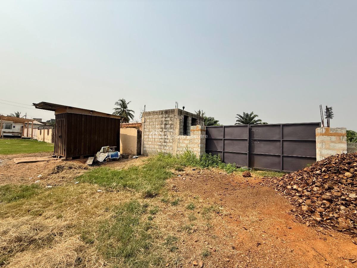Land for Developers Or Residence Or Commercial, School Junction, Ashaley Botwe, Adenta Municipal, Accra, Mixed-use Land for Sale