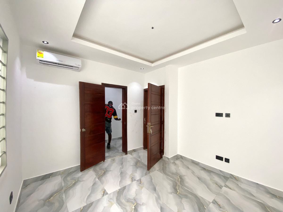 Luxury 2 Bedrooms Townhouse, School Junction, Ashaley Botwe, Adenta Municipal, Accra, Semi-detached Duplex for Sale