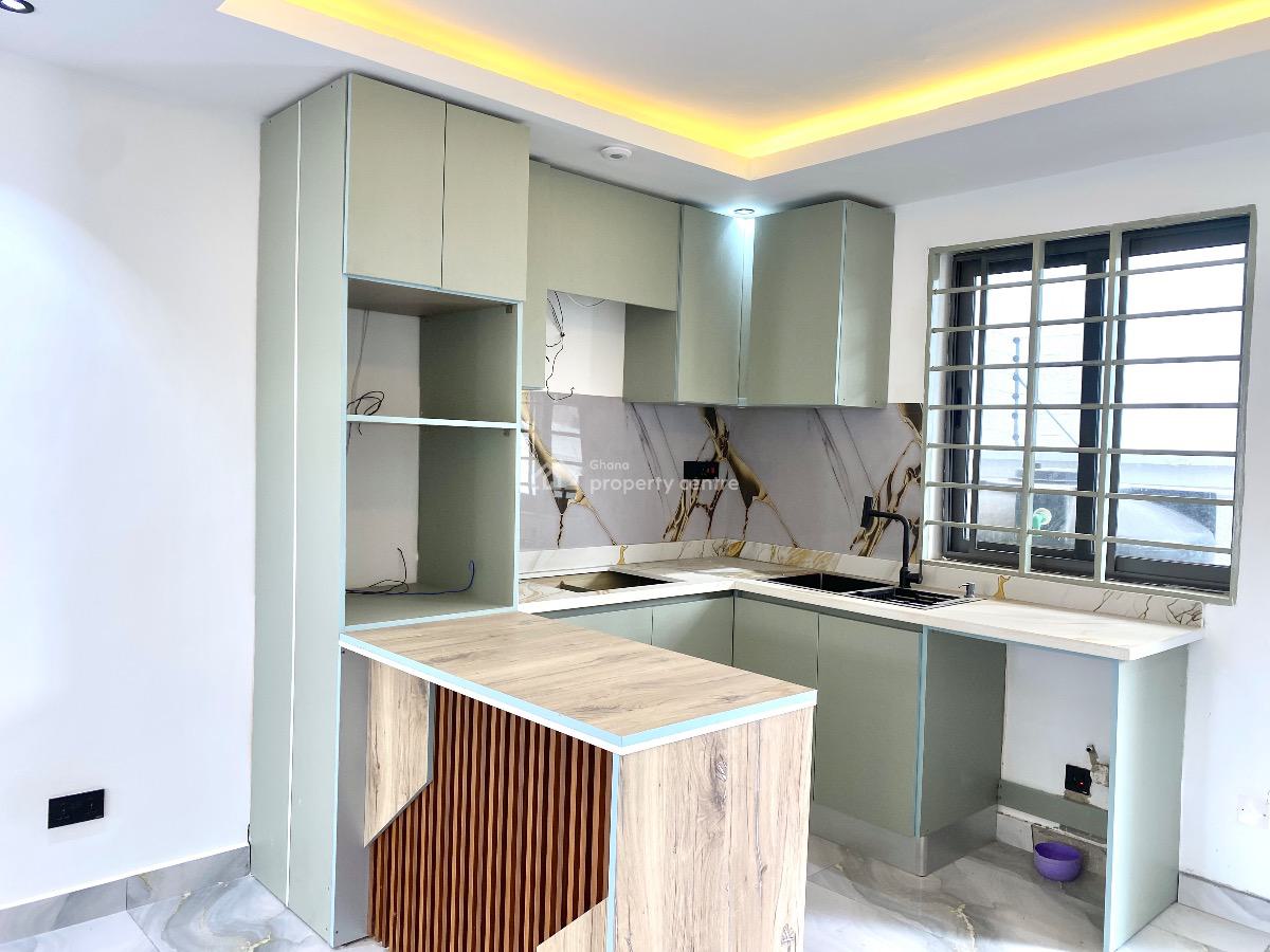 Luxury 2 Bedrooms Townhouse, School Junction, Ashaley Botwe, Adenta Municipal, Accra, Semi-detached Duplex for Sale