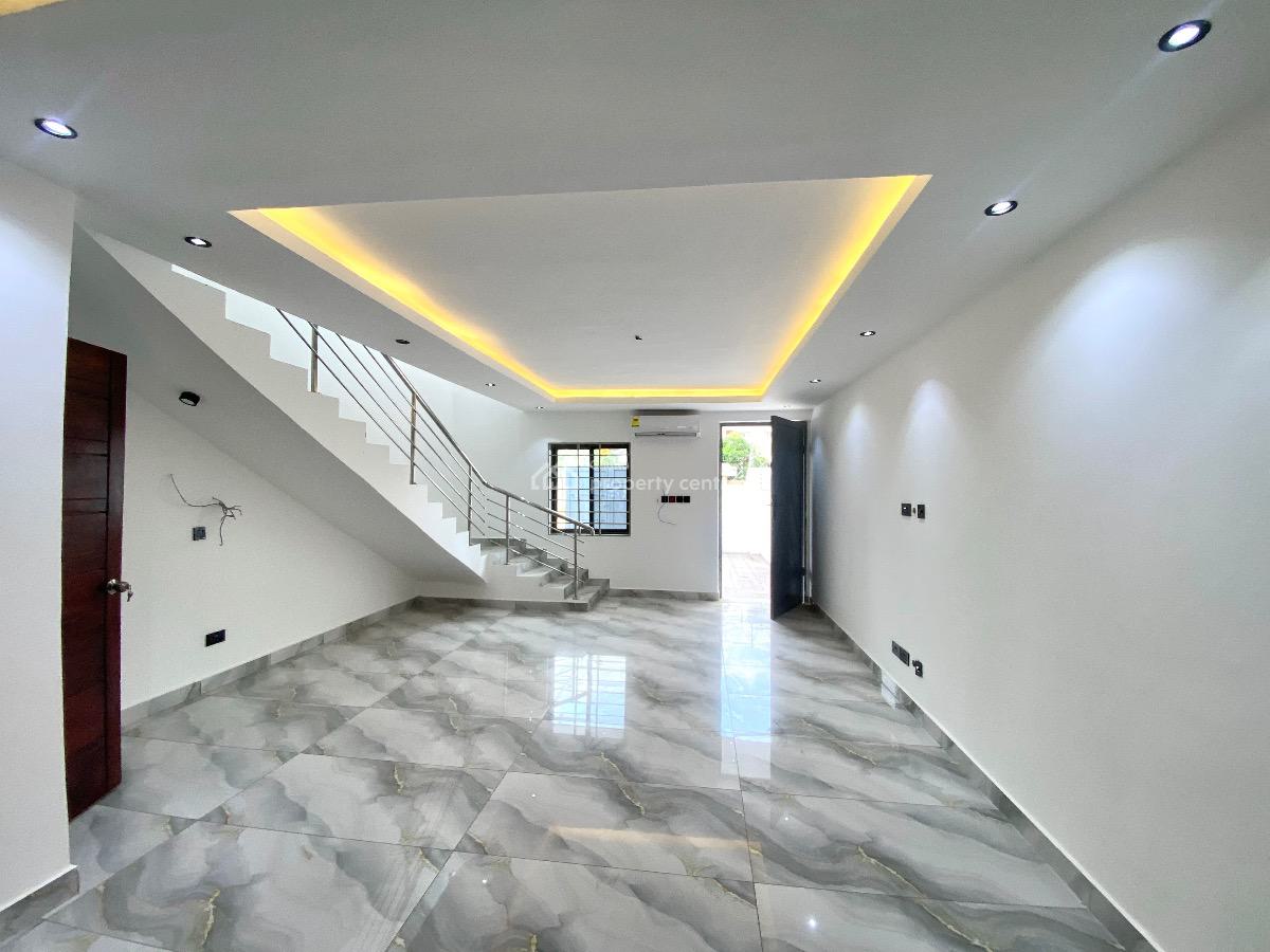 Luxury 2 Bedrooms Townhouse, School Junction, Ashaley Botwe, Adenta Municipal, Accra, Semi-detached Duplex for Sale