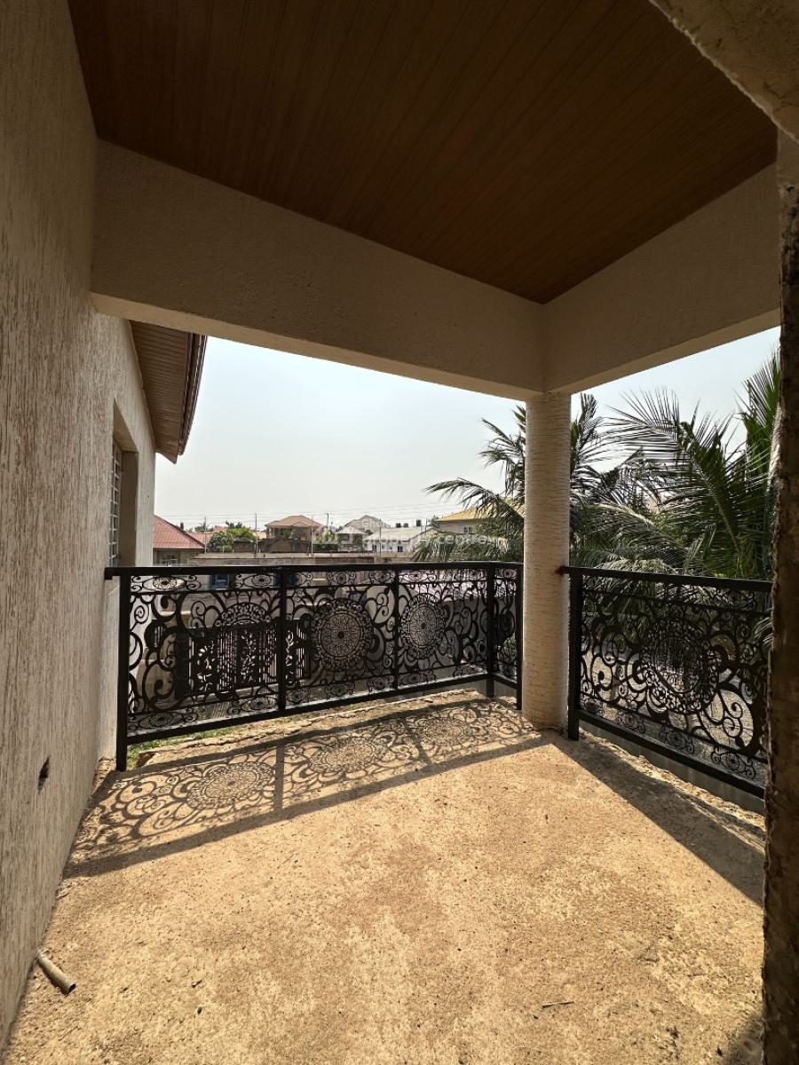 Executive Semi-detached 4 Bedroom, Ashaley Botwe, Adenta Municipal, Accra, House for Sale