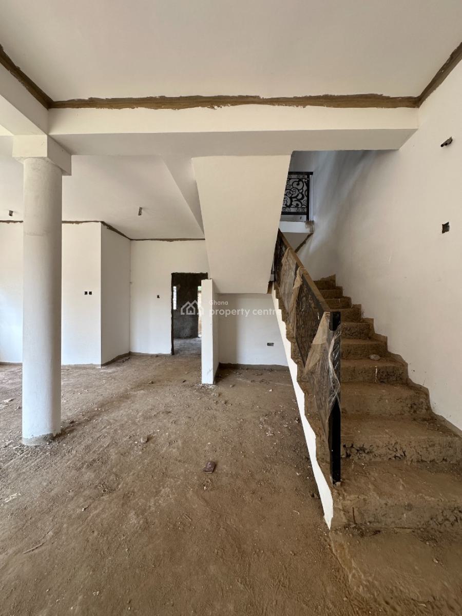 Executive Semi-detached 4 Bedroom, Ashaley Botwe, Adenta Municipal, Accra, House for Sale