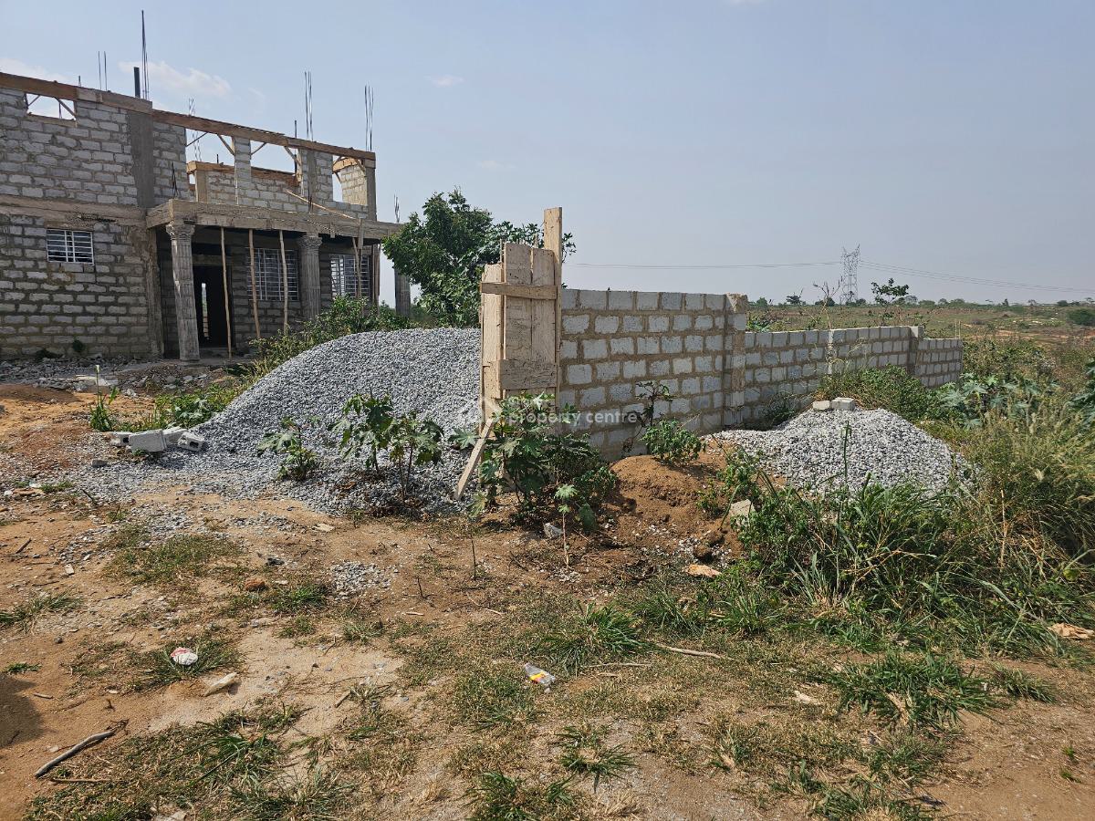 Standard Gated Half Plot !!!! Tema Community 25, Community 25 Mall, Tema, Accra, Mixed-use Land for Sale